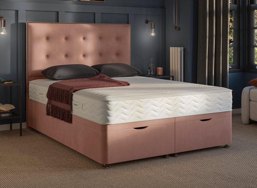 Dream Team Ottoman Divan in velveteen blush